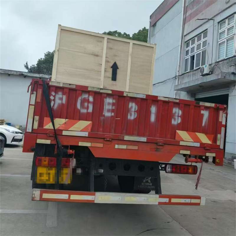 滨湖区米林县：物流专线的高效货运之旅